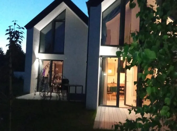 Semesterbostad Szarga *