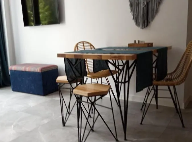 Semesterbostad Szarga